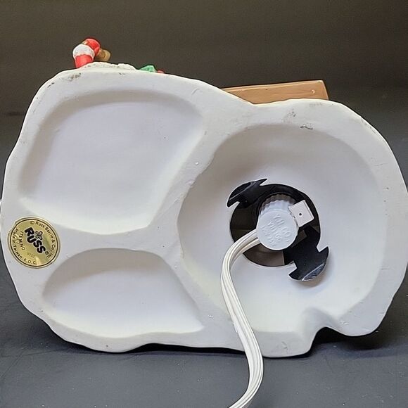 Russ Old Fashioned Christmas Porcelain Collection Electric santa/wagon. - Picture 7 of 9